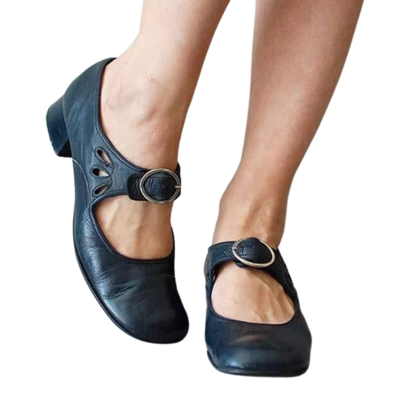 Vittoria – Elegant Round-Toe Shoes with Adjustable Strap and Buckle Detail
