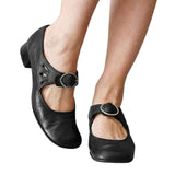 Vittoria – Elegant Round-Toe Shoes with Adjustable Strap and Buckle Detail